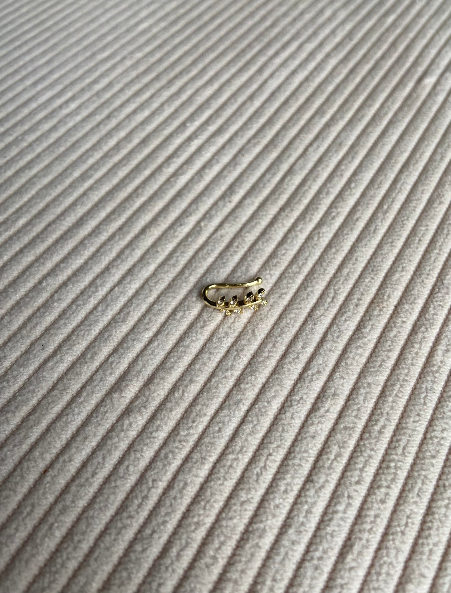 Fake Piercing Barley